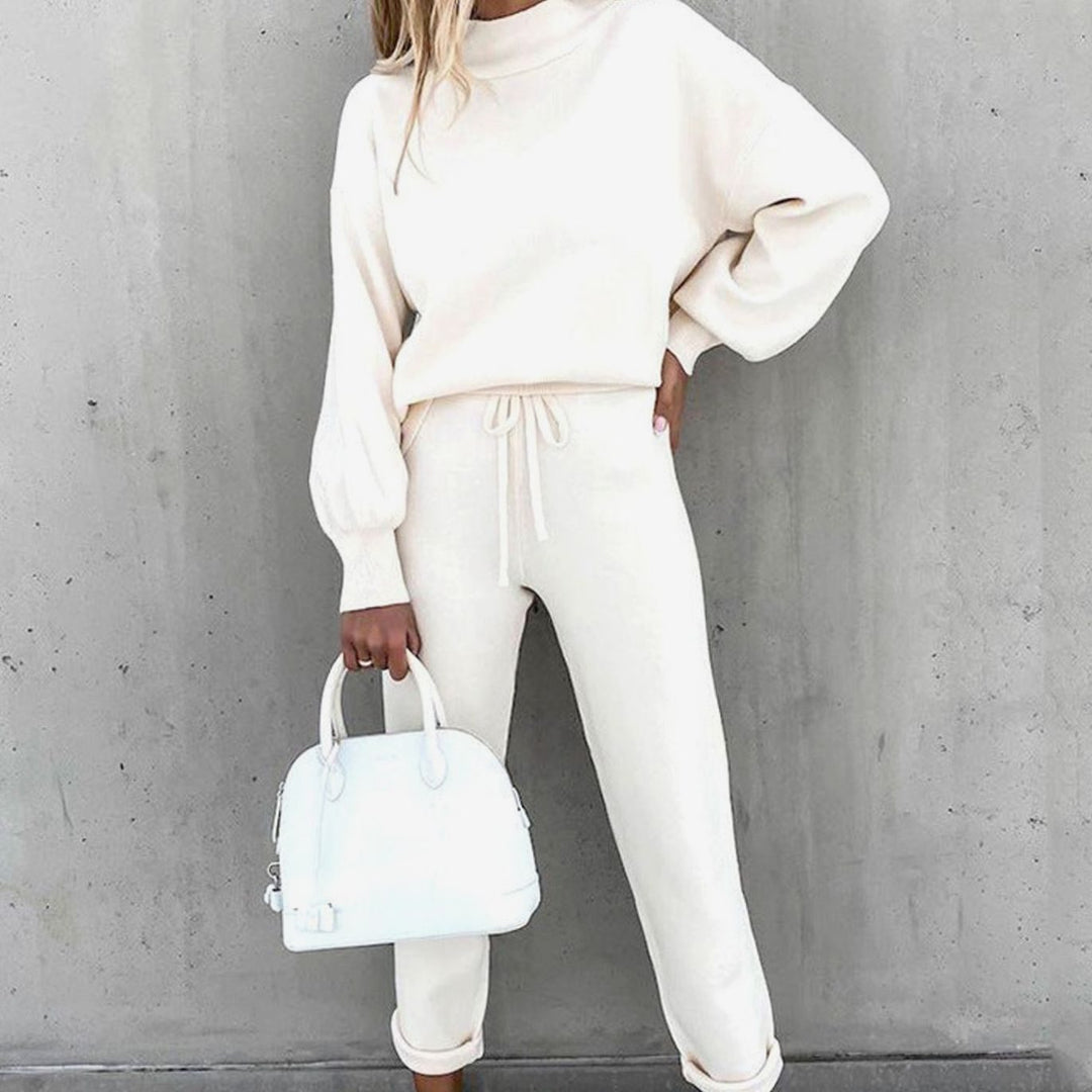 Women's Cozy Two-Piece Relaxed-Fit Crewneck Tracksuit Outfit