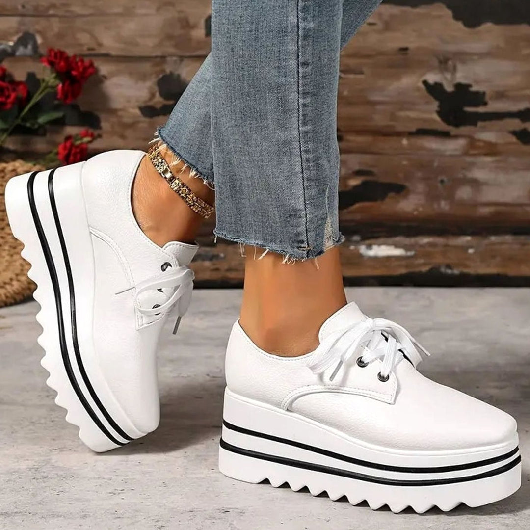 Women's Lace-Up Platform Oxford Sneakers Striped Sole