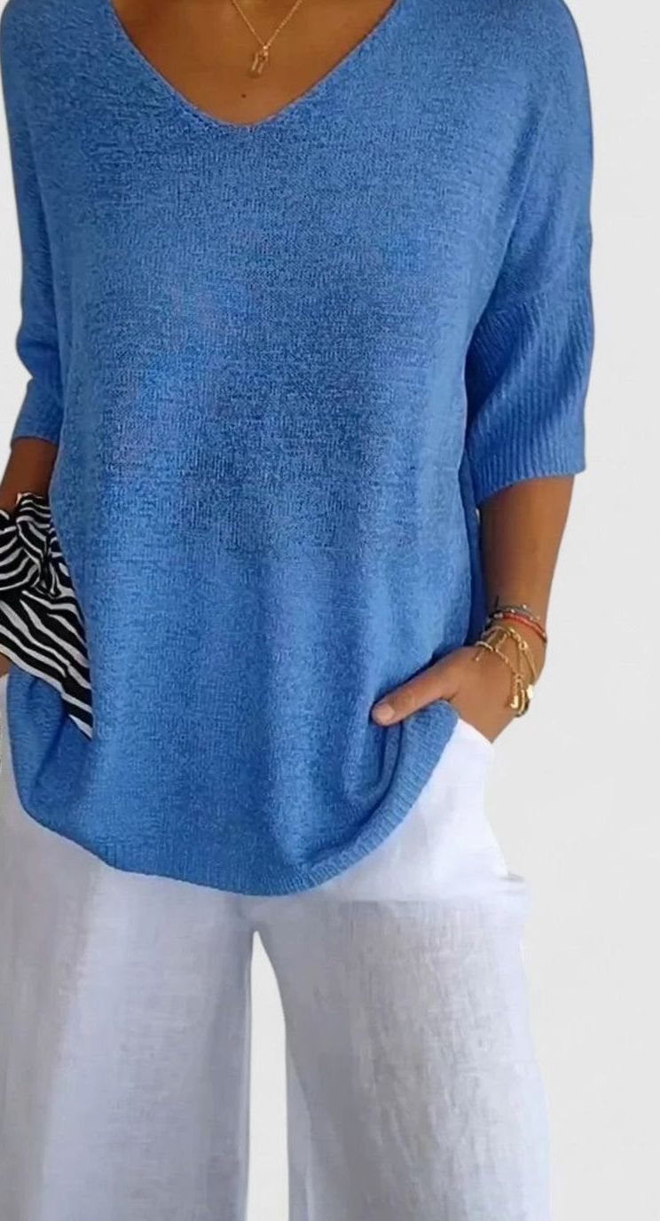 Women's Relaxed V-Neck Comfortable Top Wrinkle-Resistant Knit Tunic - Blue